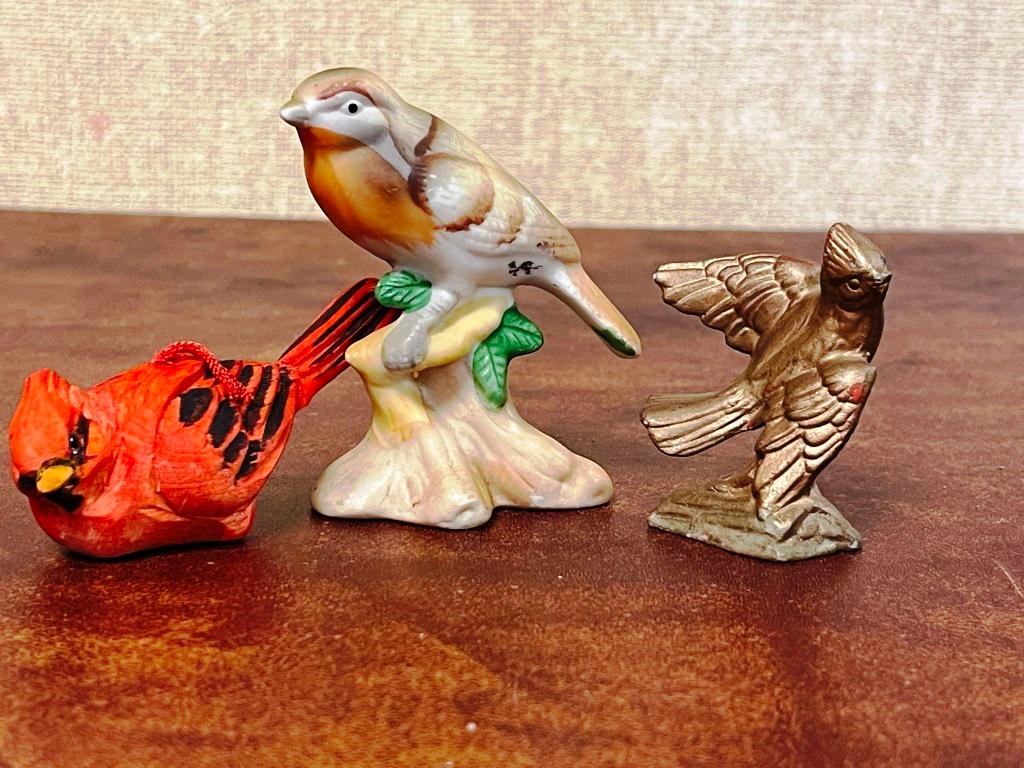 3 birds