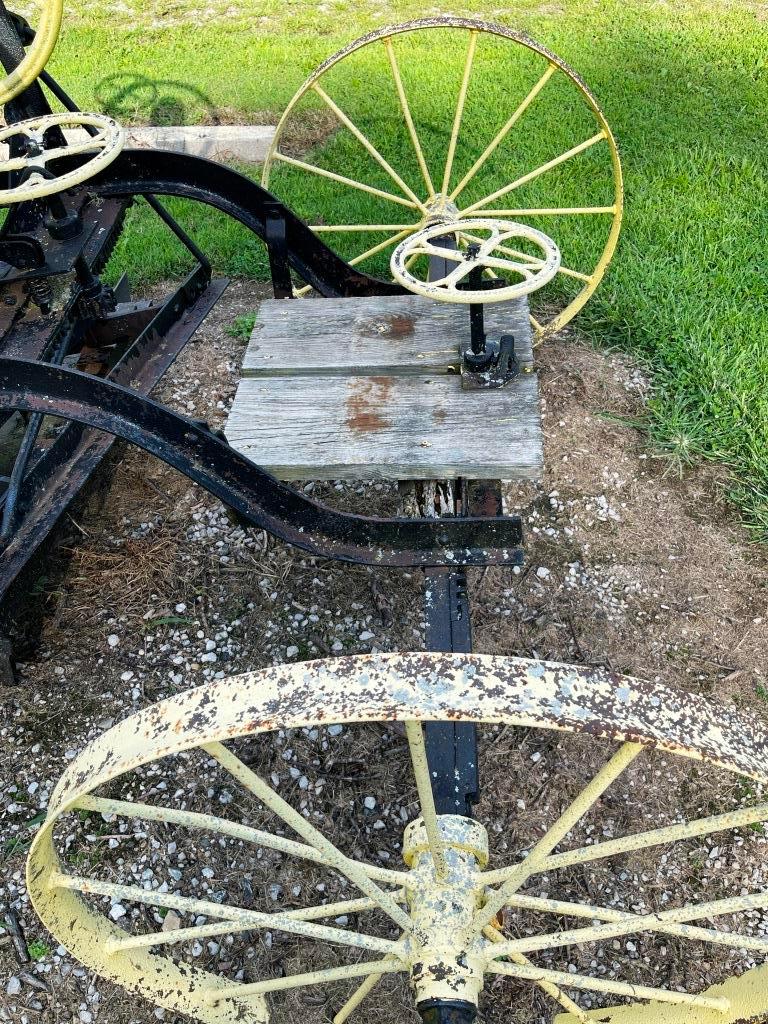 Antique Grader