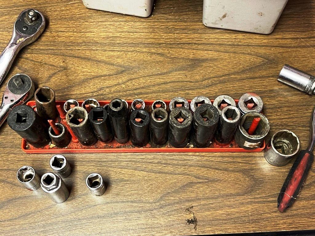 Tool Tray with Ratchets and Sockets