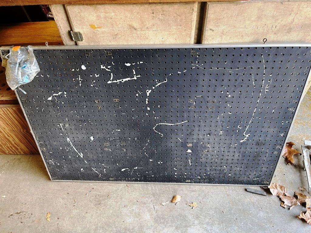 Hanging Pegboard with Pegs