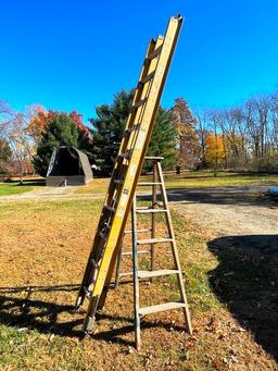 Fiberglass Extension Ladder