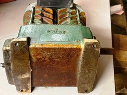 Heavy Cast Pump