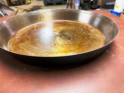 Large Covered Pan