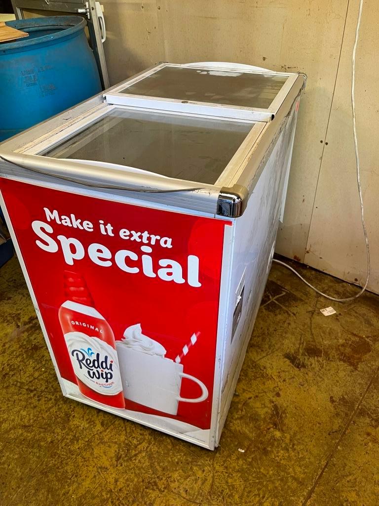 Display Chest Cooler