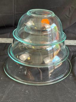 Pyrex Mixing Bowls