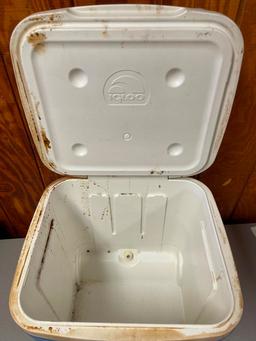 Igloo Ice Cube Cooler