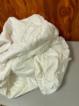 Fleece Throws, Blankets, and Sheets