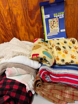 Fleece Throws, Blankets, and Sheets
