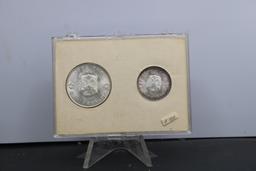 GEN. DOUGLAS MACARTHUR 2 PC COIN SET  FROM PHILIPPINES