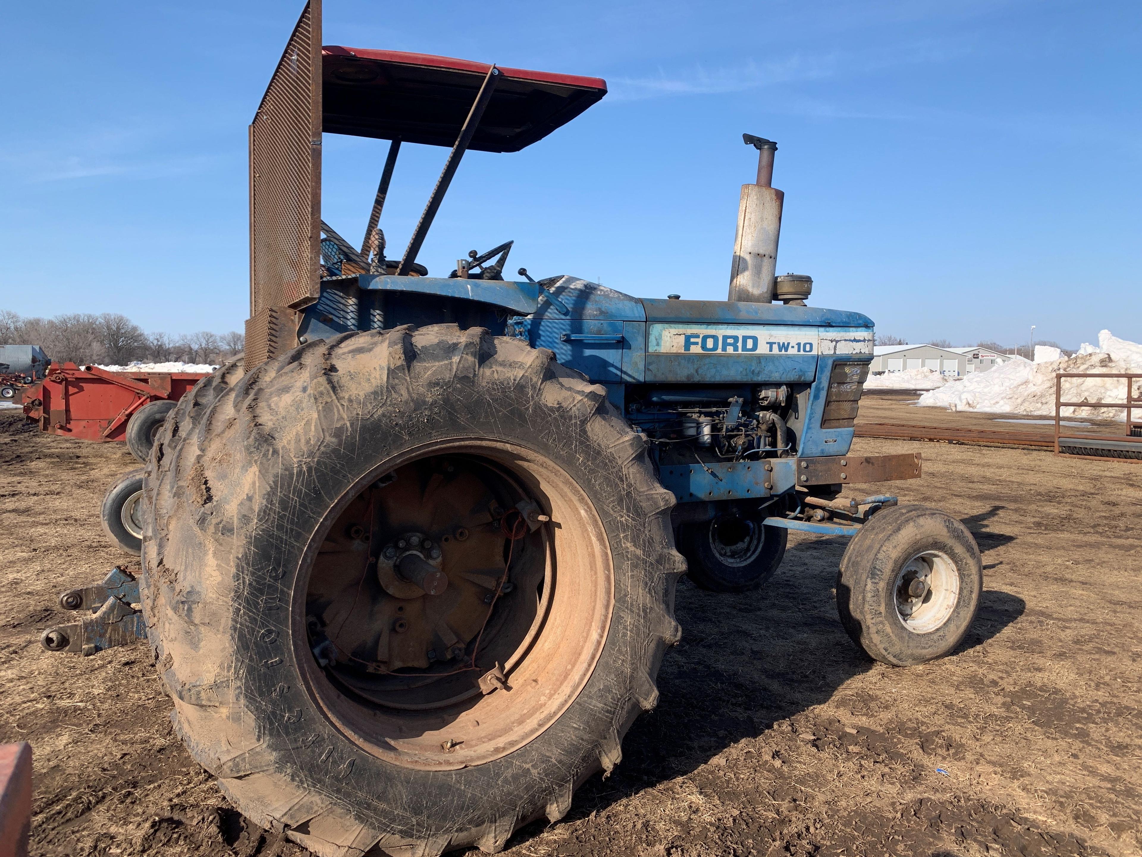 Ford TW10 Tractor