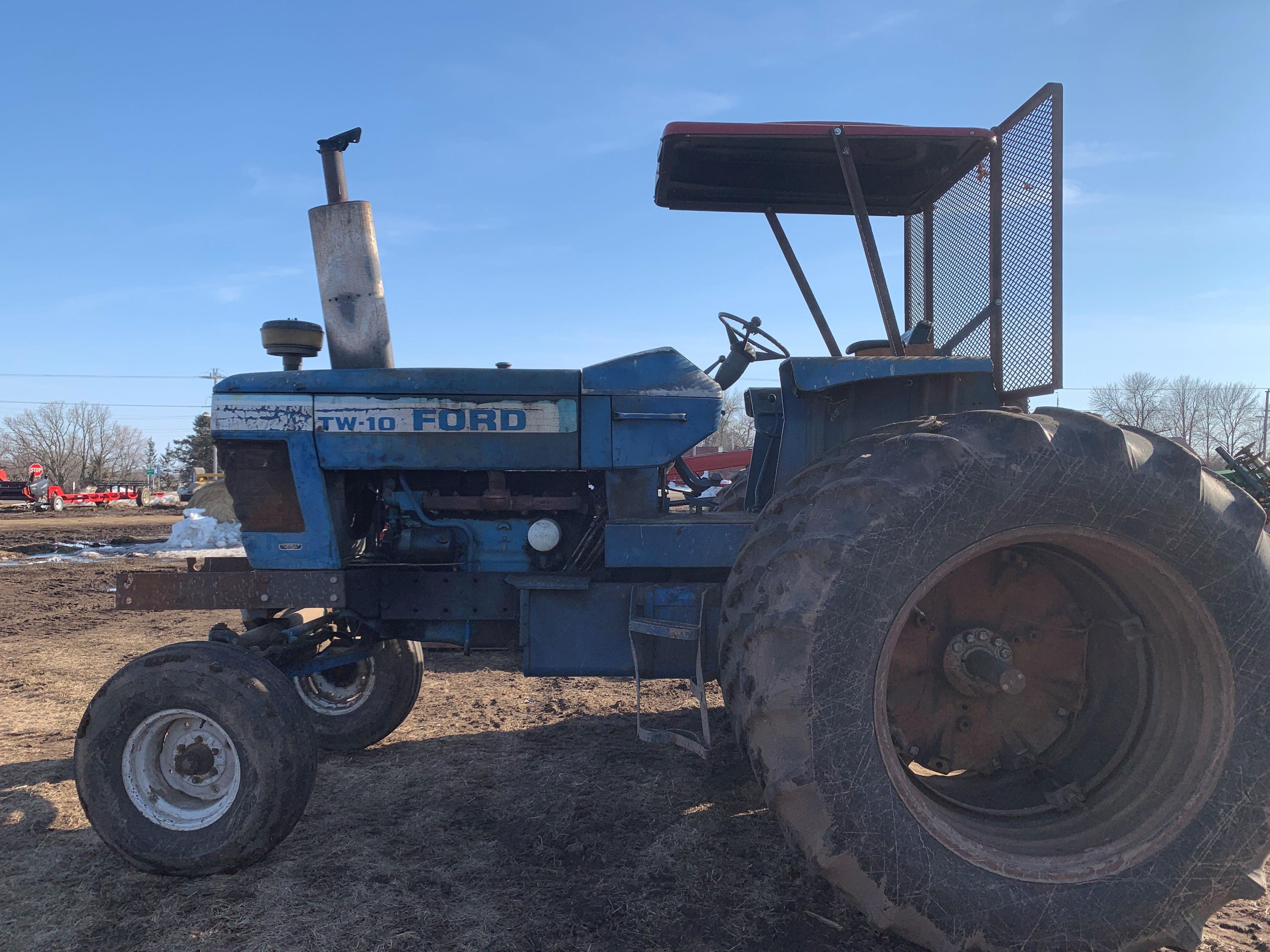Ford TW10 Tractor