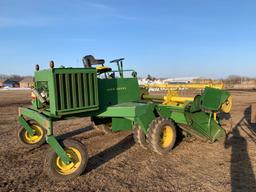 John Deere 800 Swather