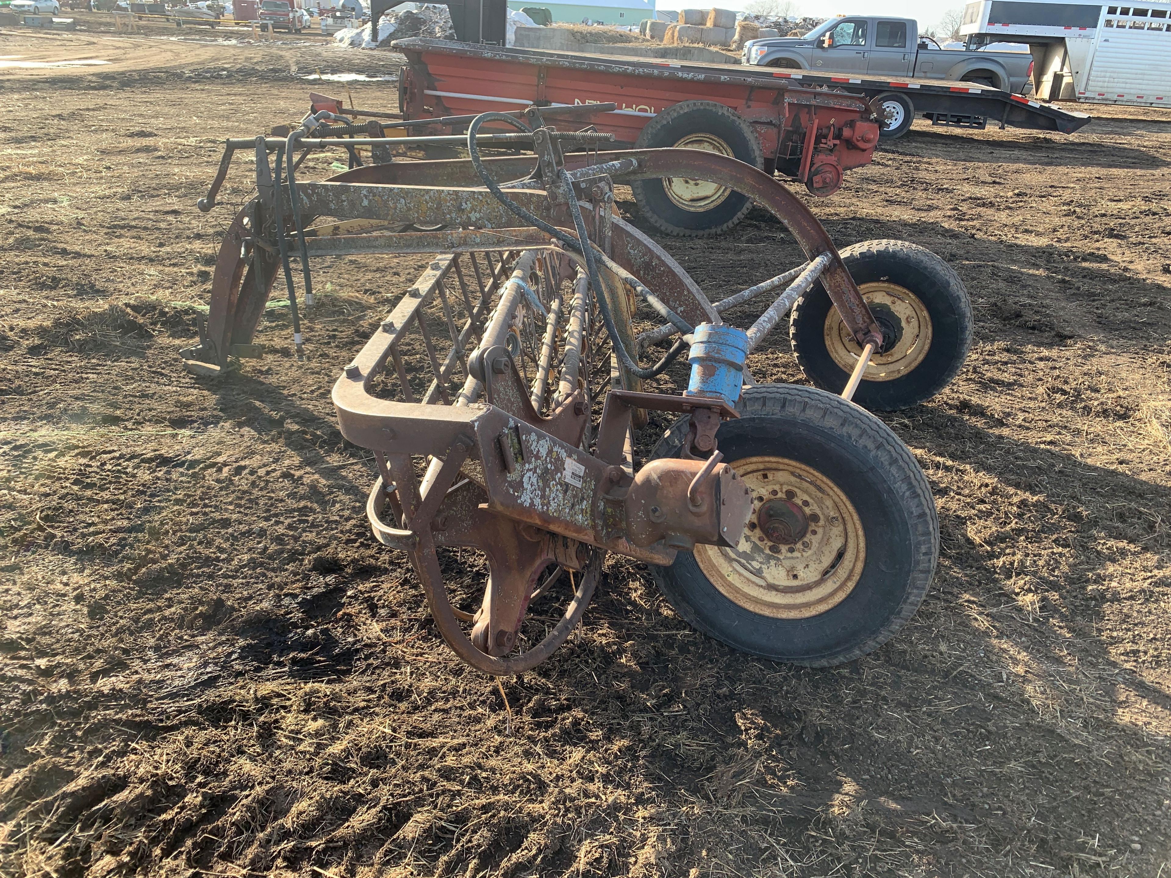 New Holland 55 Side Bar Rake