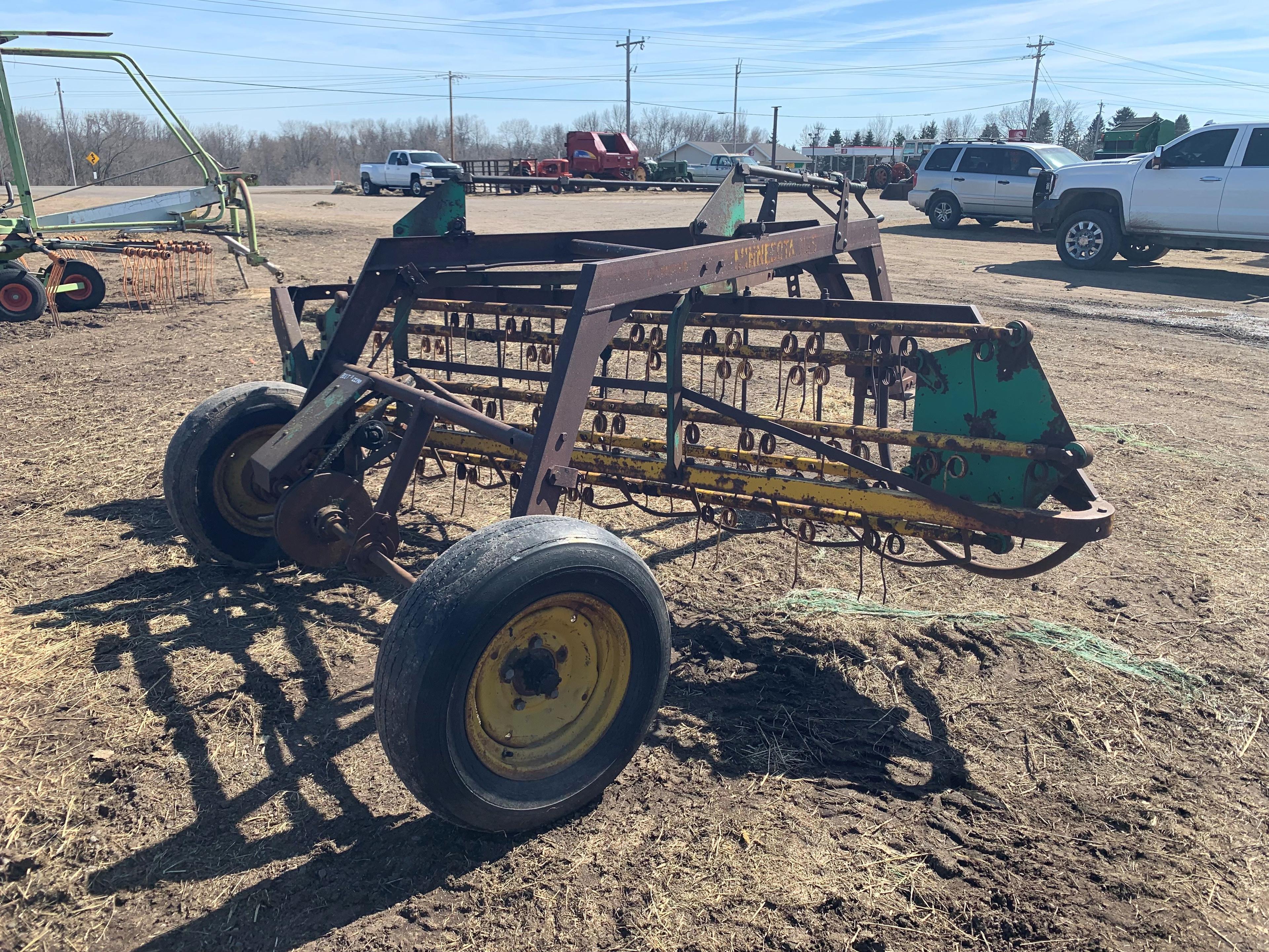 Minnesota No 5 Side Bar Rake