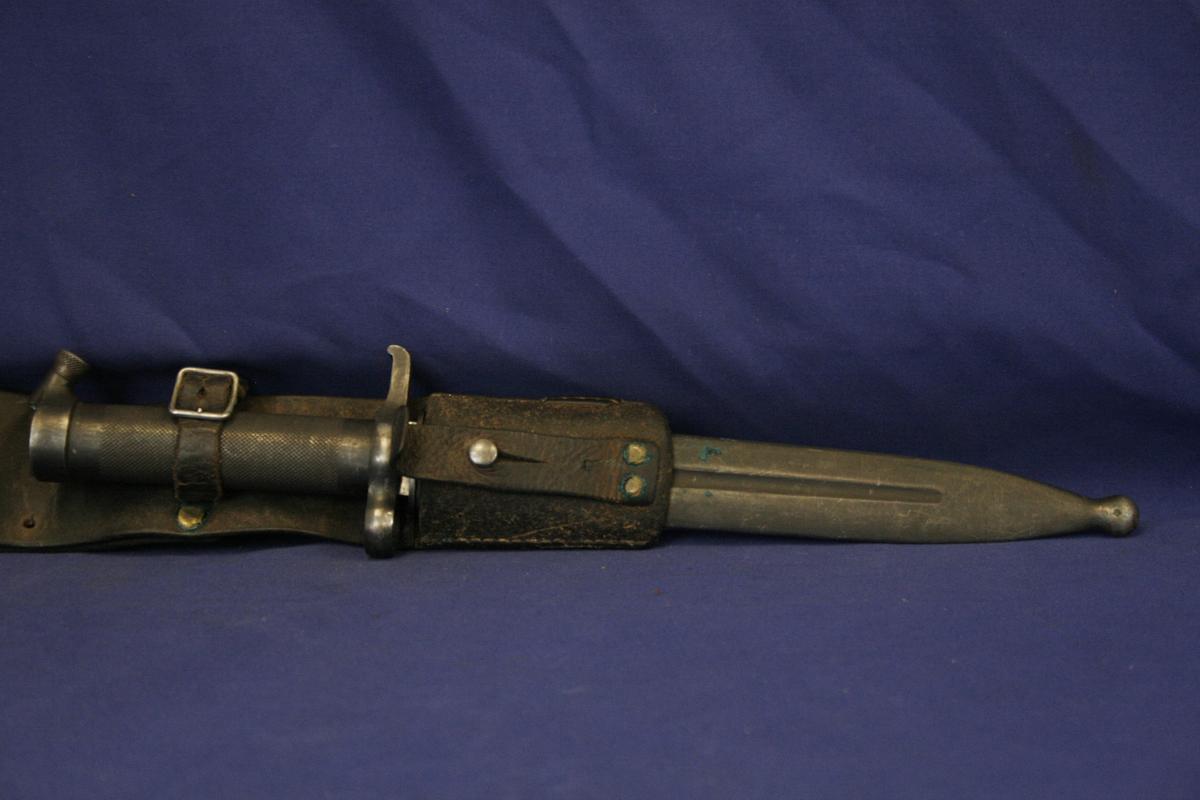 Vintage 1896 Swedish Mauser bayonet. 8.25" blade