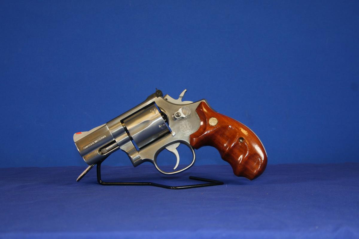 Smith & Wesson 357 Mag 686-3 Revolver. 3 3/8" Barrel. SN# BKN1610. Ok for sale in California