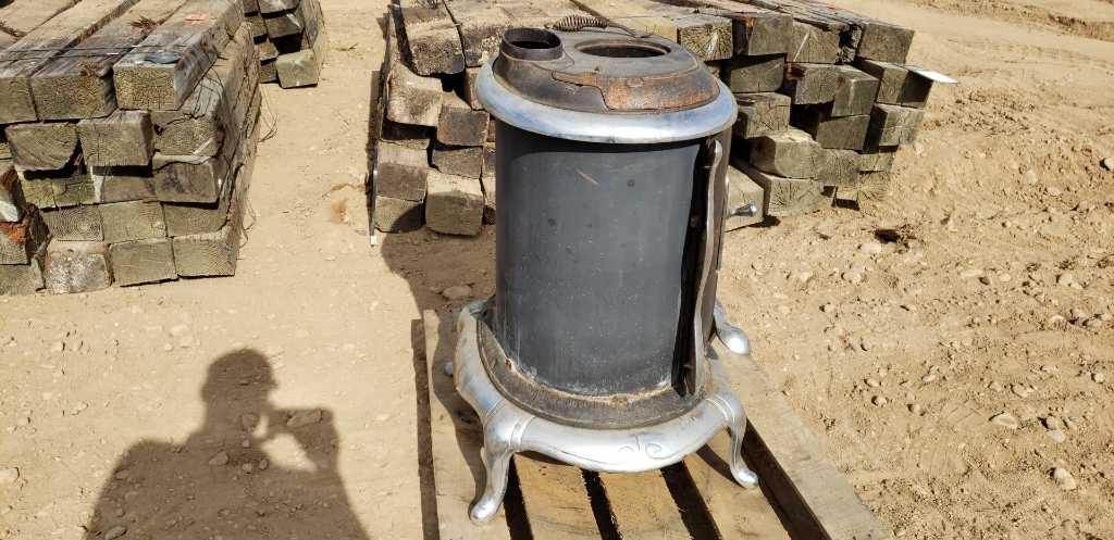 No 22 Cast Iron Stove