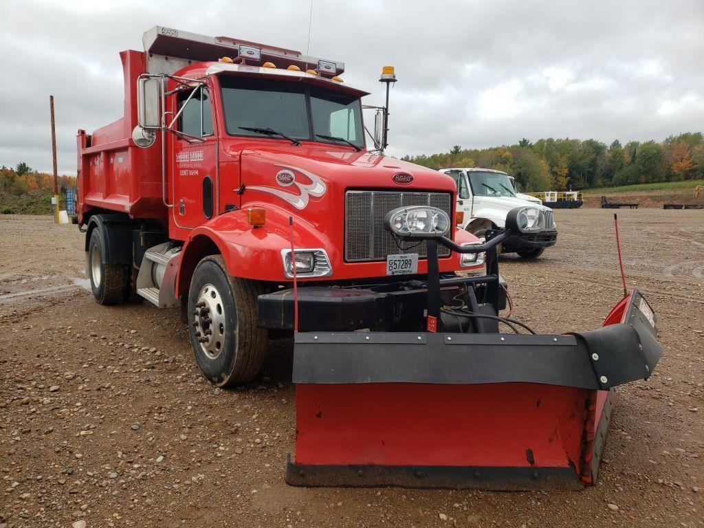 2003 Peterbilt 330