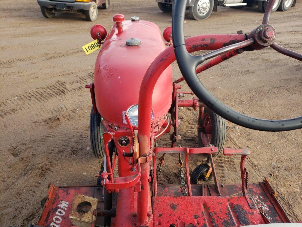 Farmall Cub