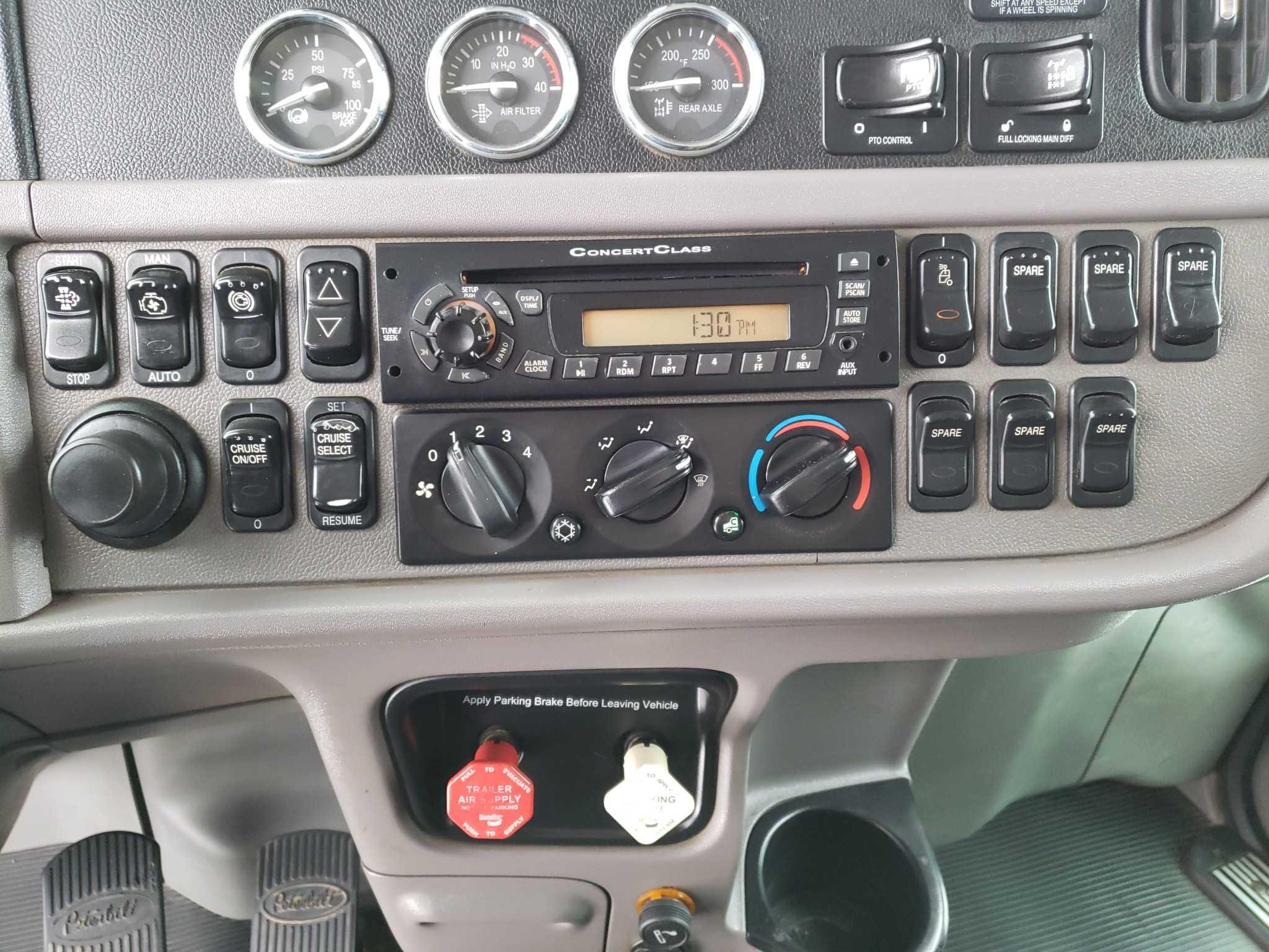 2012 Peterbilt 388