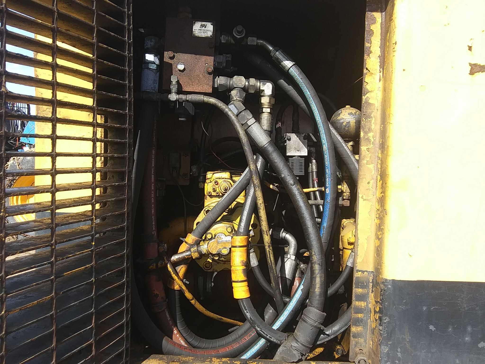 Mdi/yutani Md140b Excavator