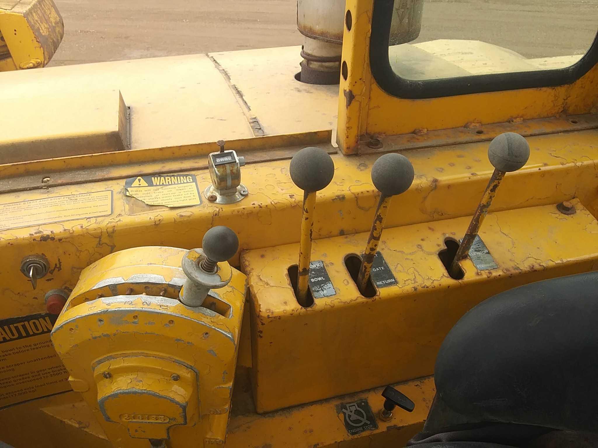 1980 Deere 860b Motor Scraper