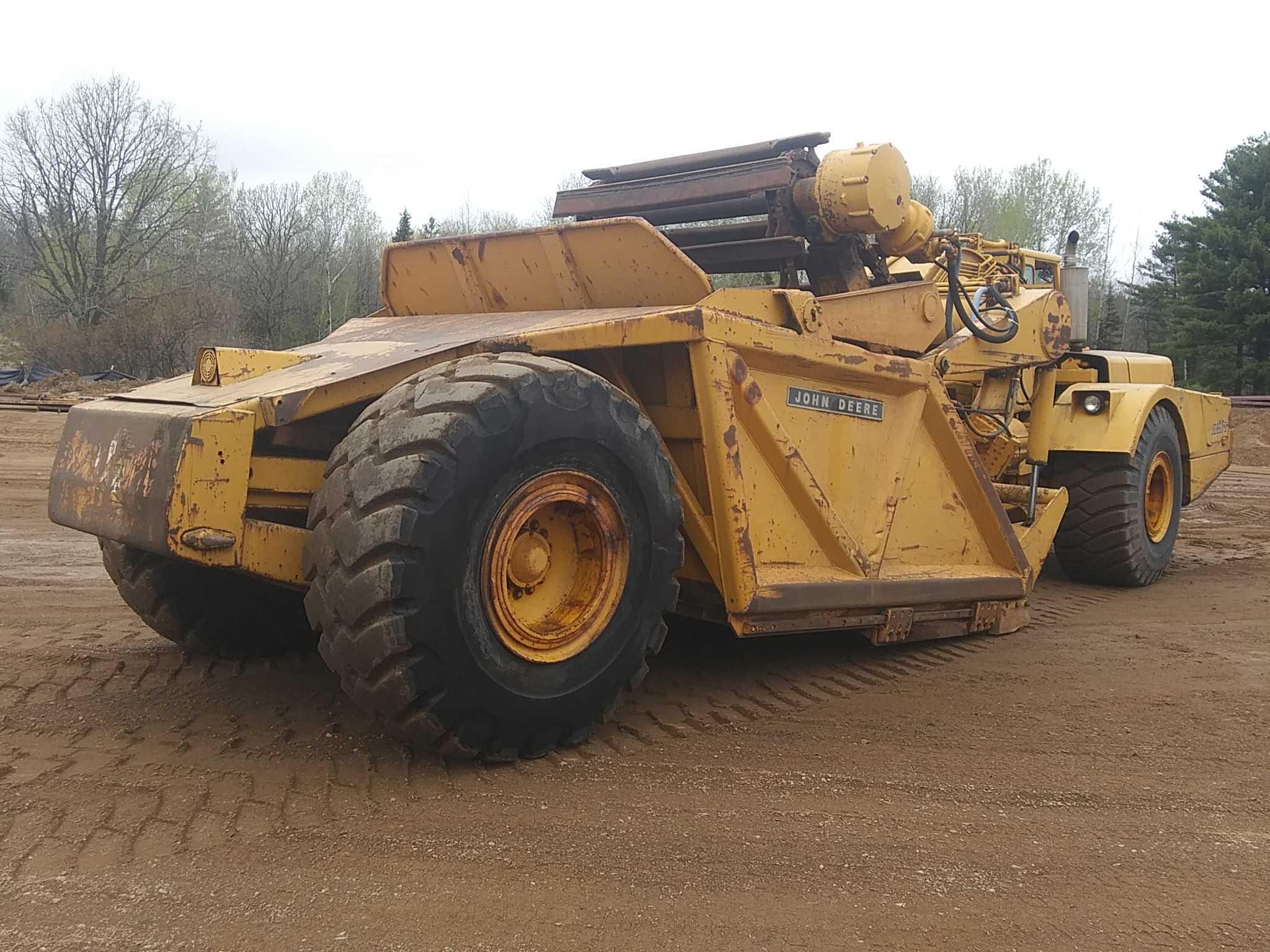 1980 Deere 860b Motor Scraper