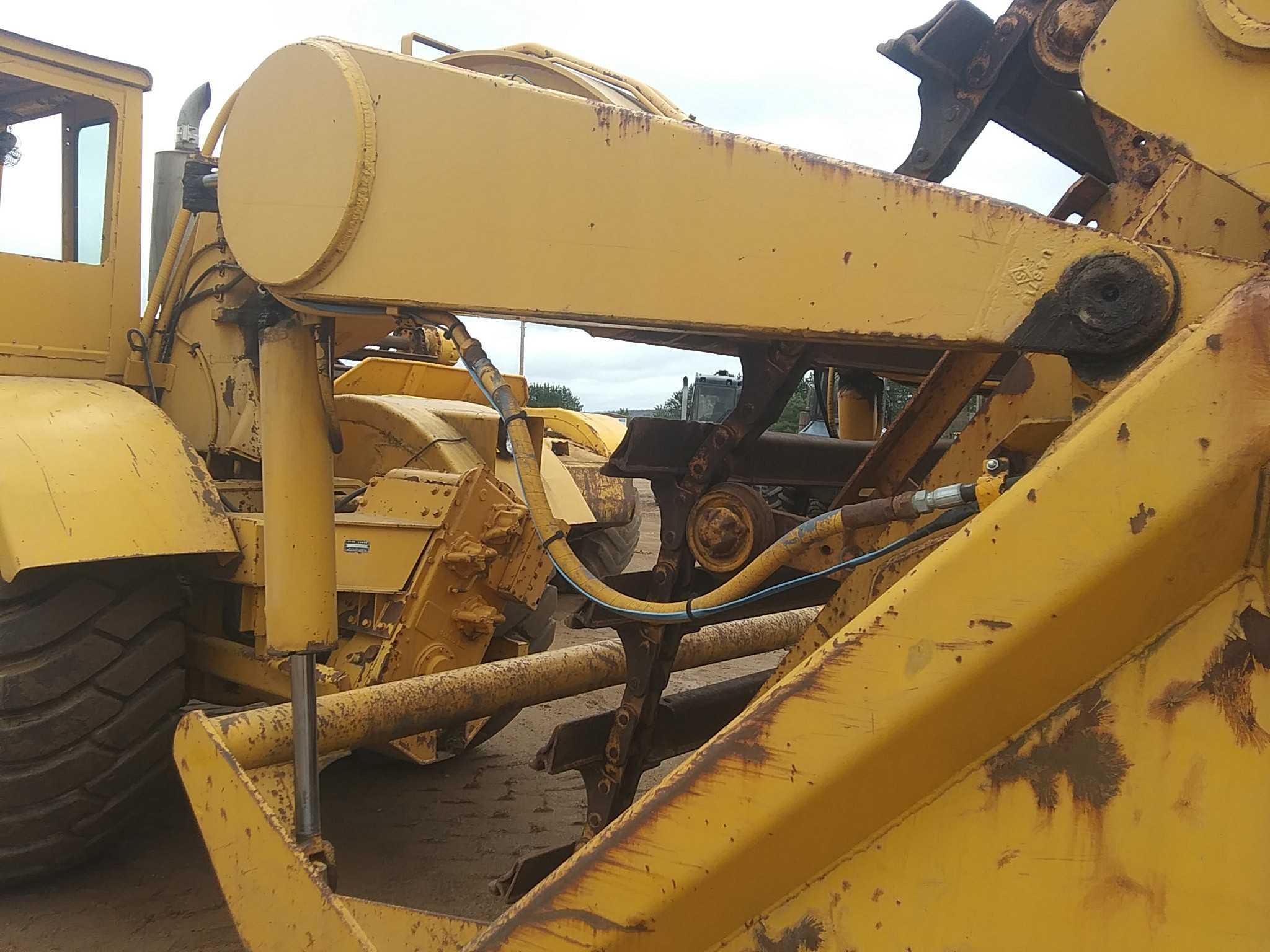 1980 Deere 860b Motor Scraper