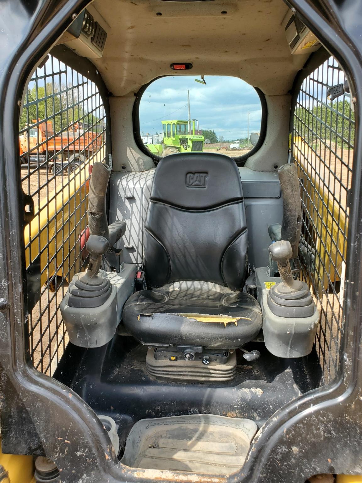 2016 Caterpillar 226d Skid Steer