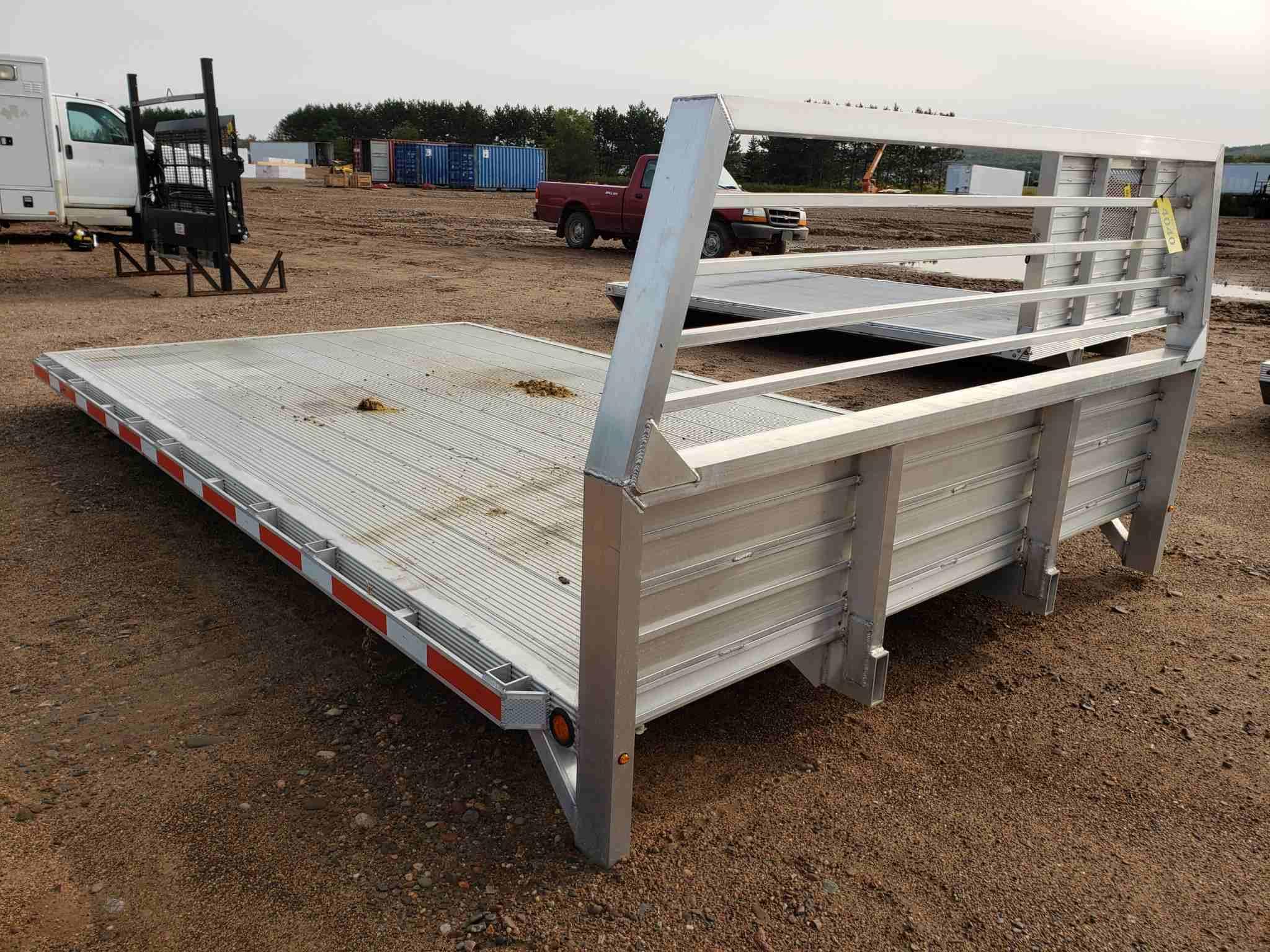 Duramag Aluminum Truck Bed W/ Headache Rack