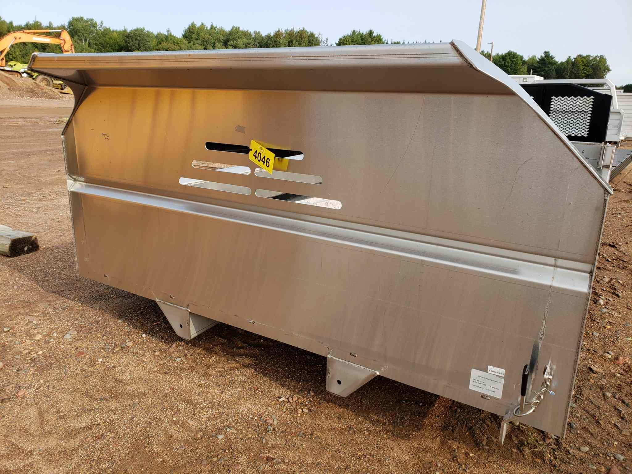 Approx 11' X 8' Dump Box W/headache Rack