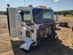 2012 Kenworth T440 Day Cab