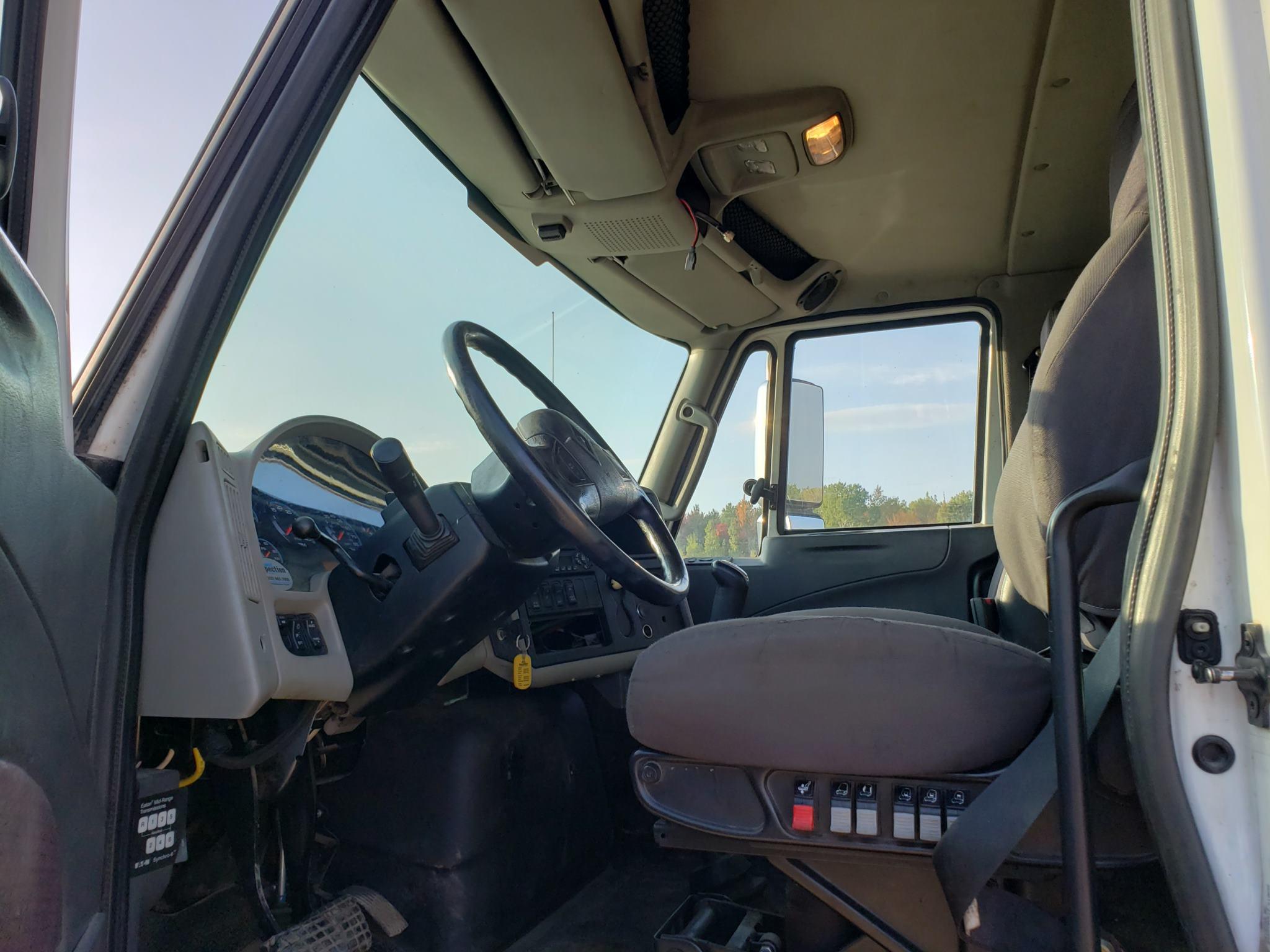 2013 International 4400 Sba 4x2 Durastar Truck