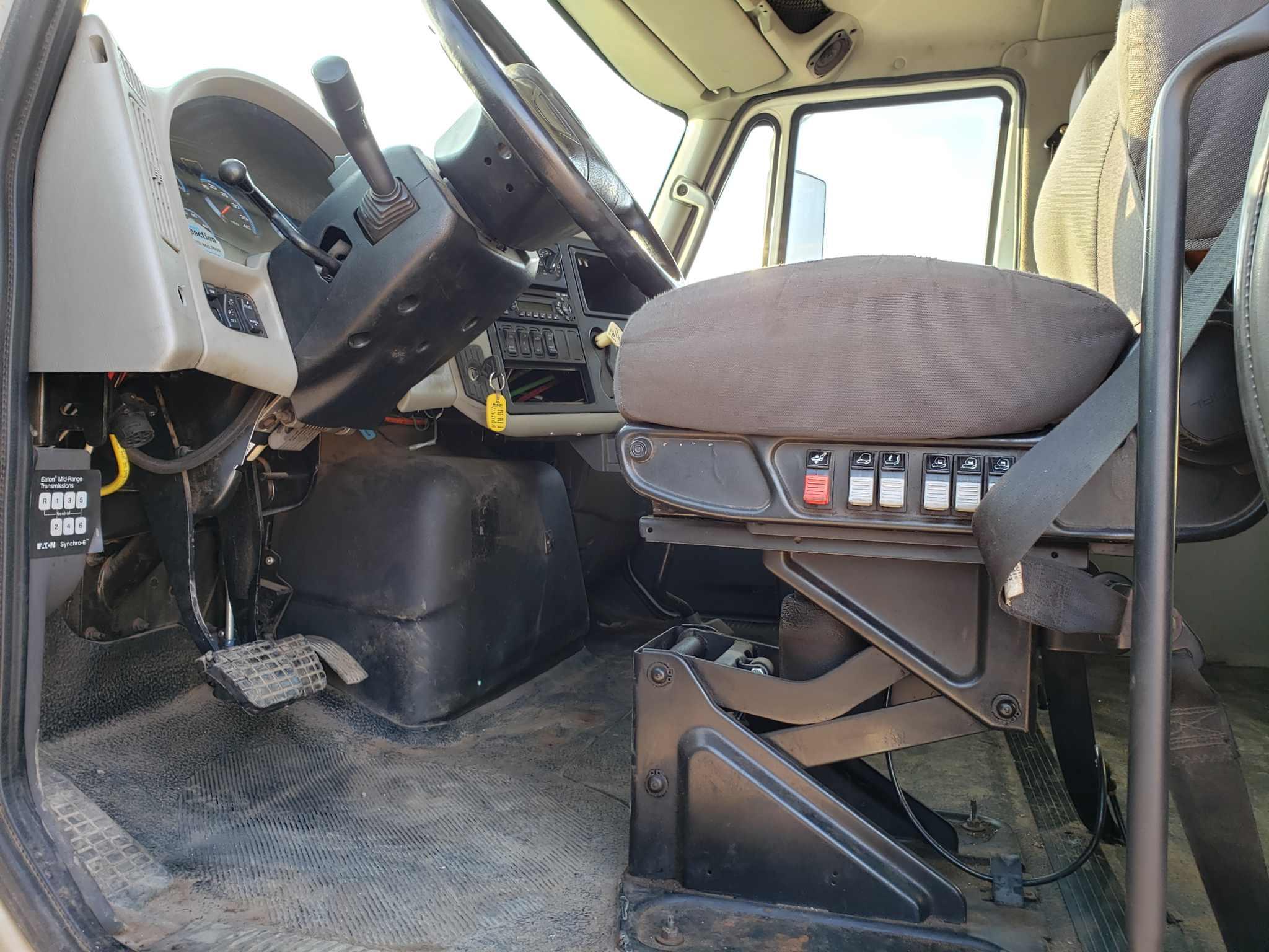2013 International 4400 Sba 4x2 Durastar Truck