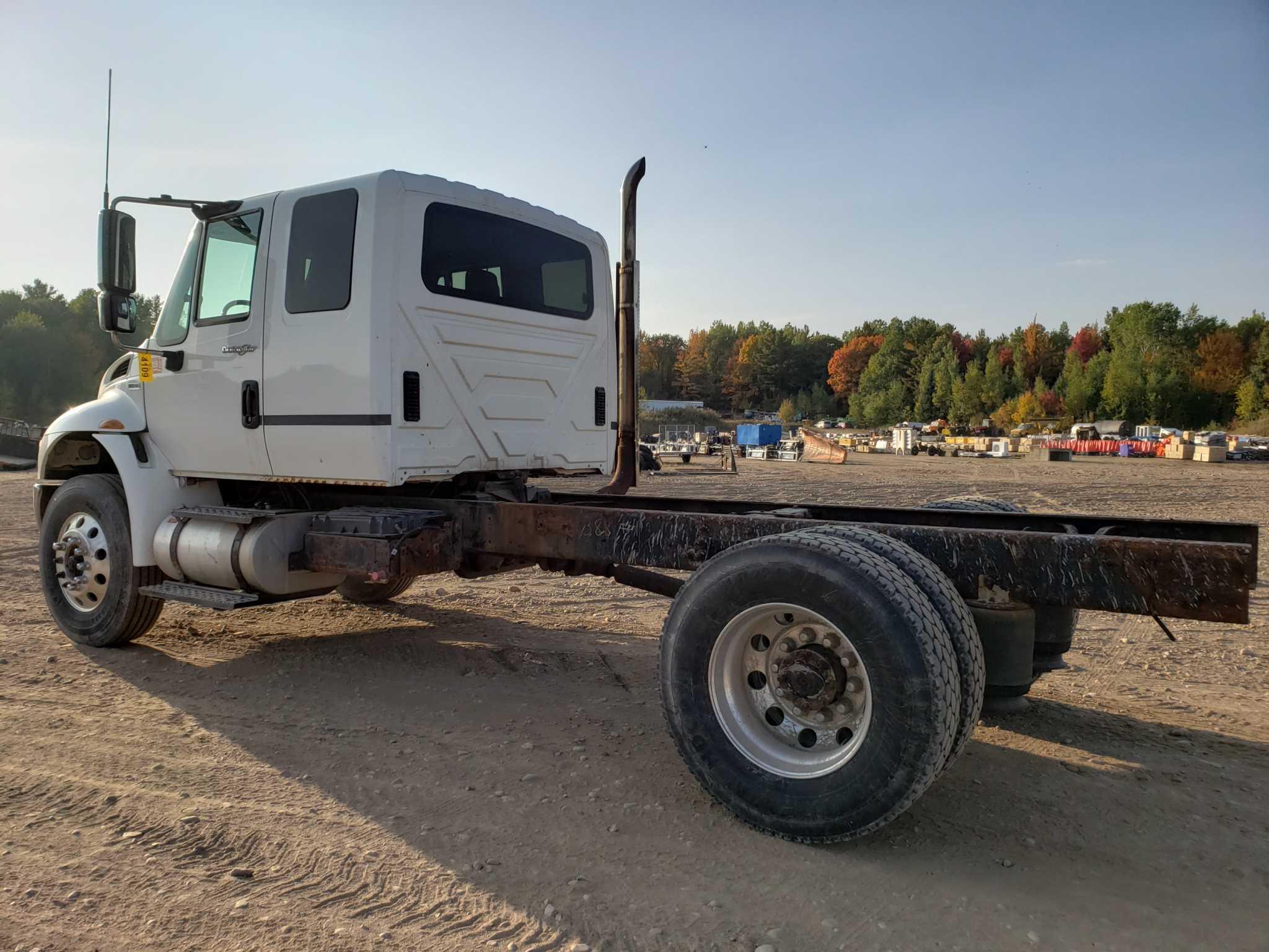 2013 International 4400 Sba 4x2 Durastar Truck