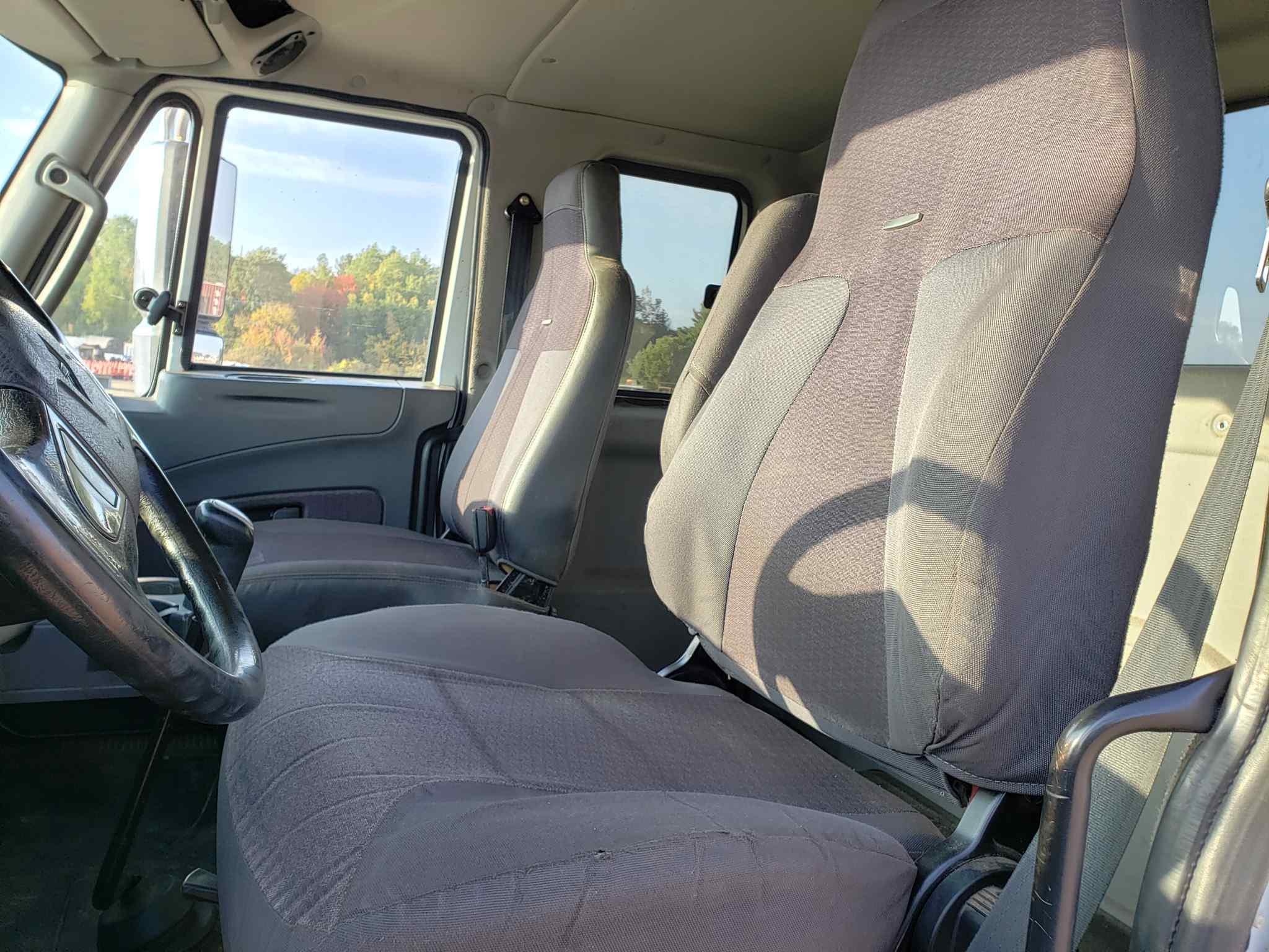 2013 International 4400 Sba 4x2 Durastar Truck