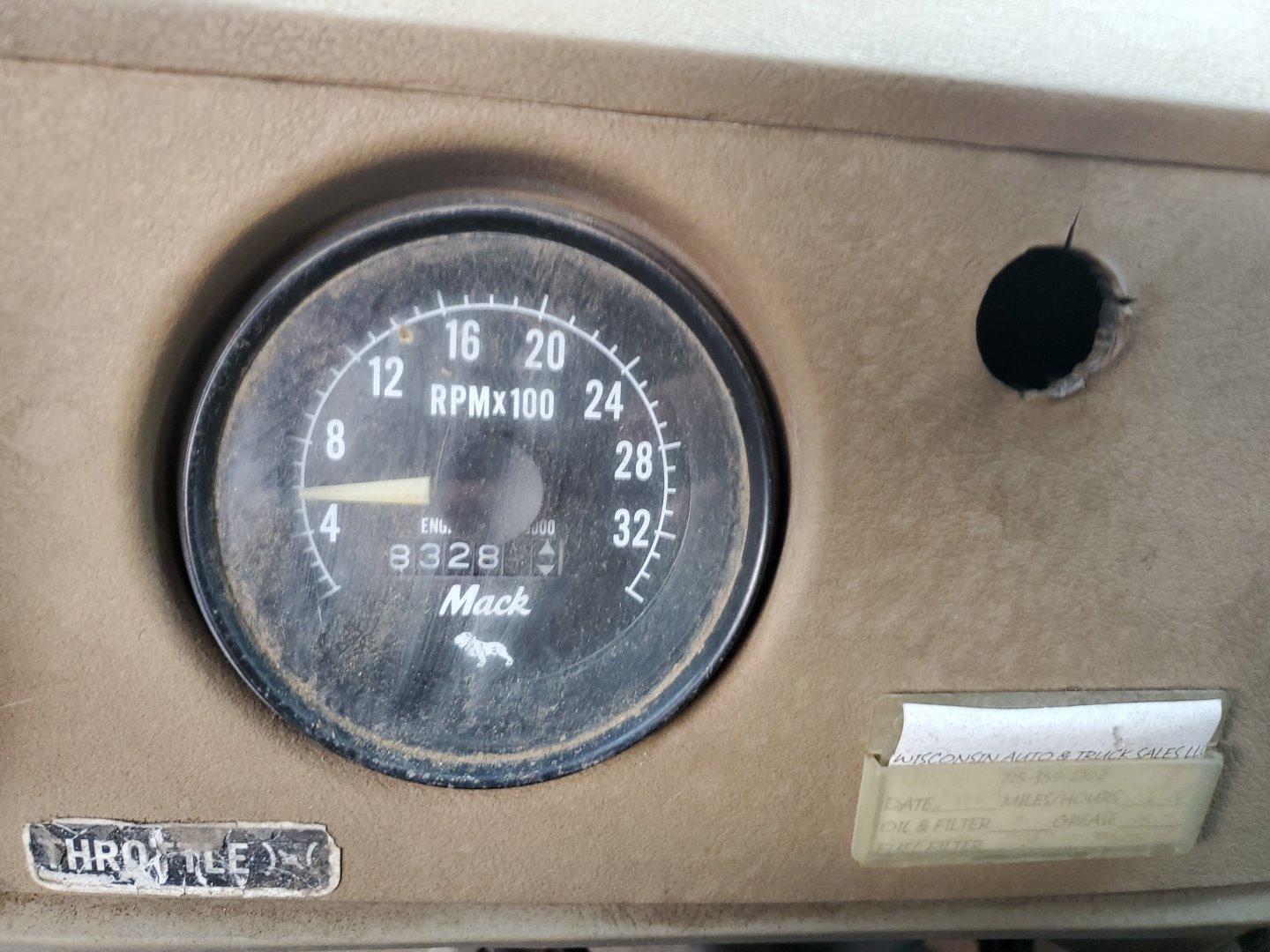 1985 Mack Dm6856s Loader Truck