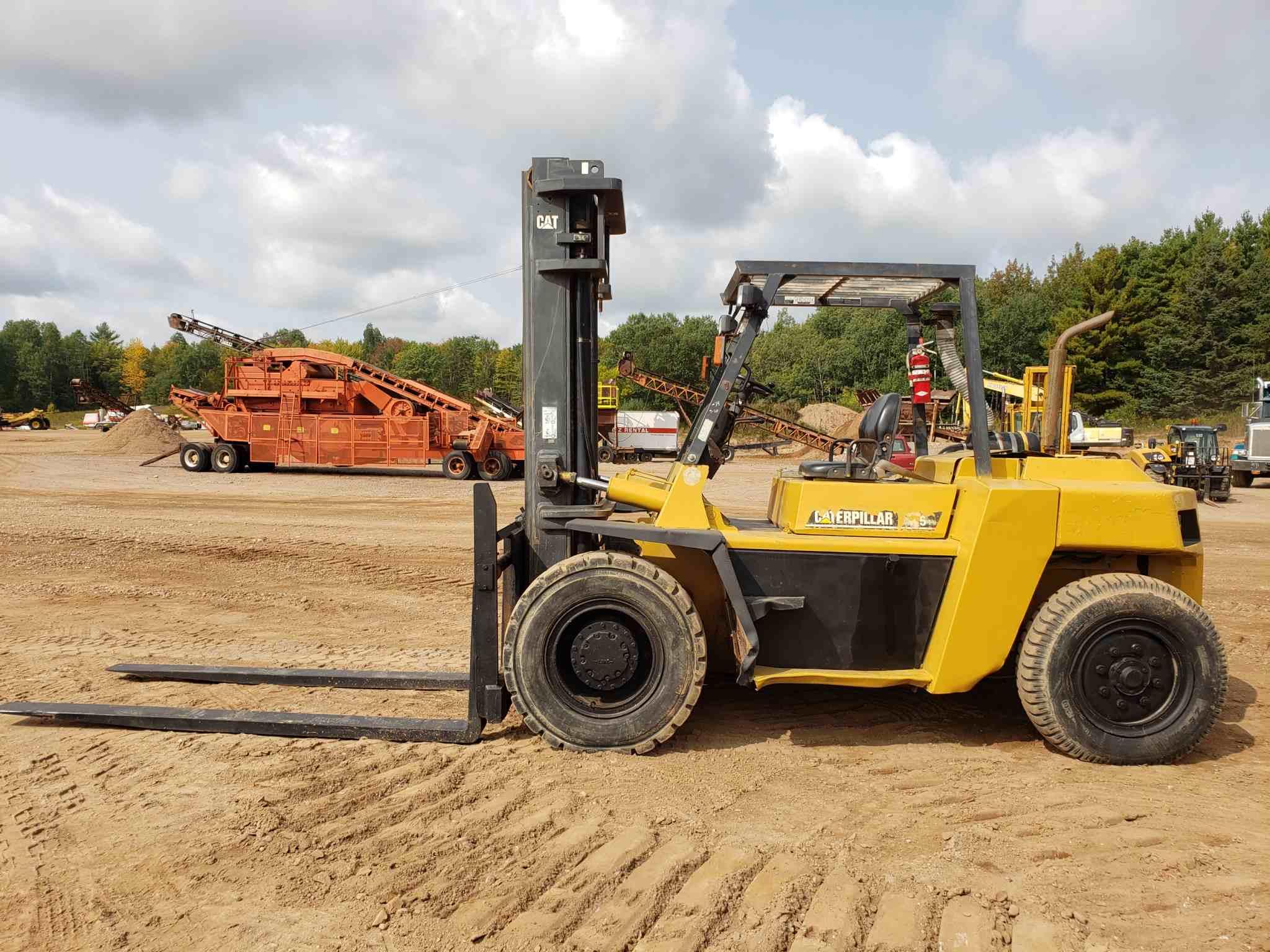Caterpillar Dp80 Forklift