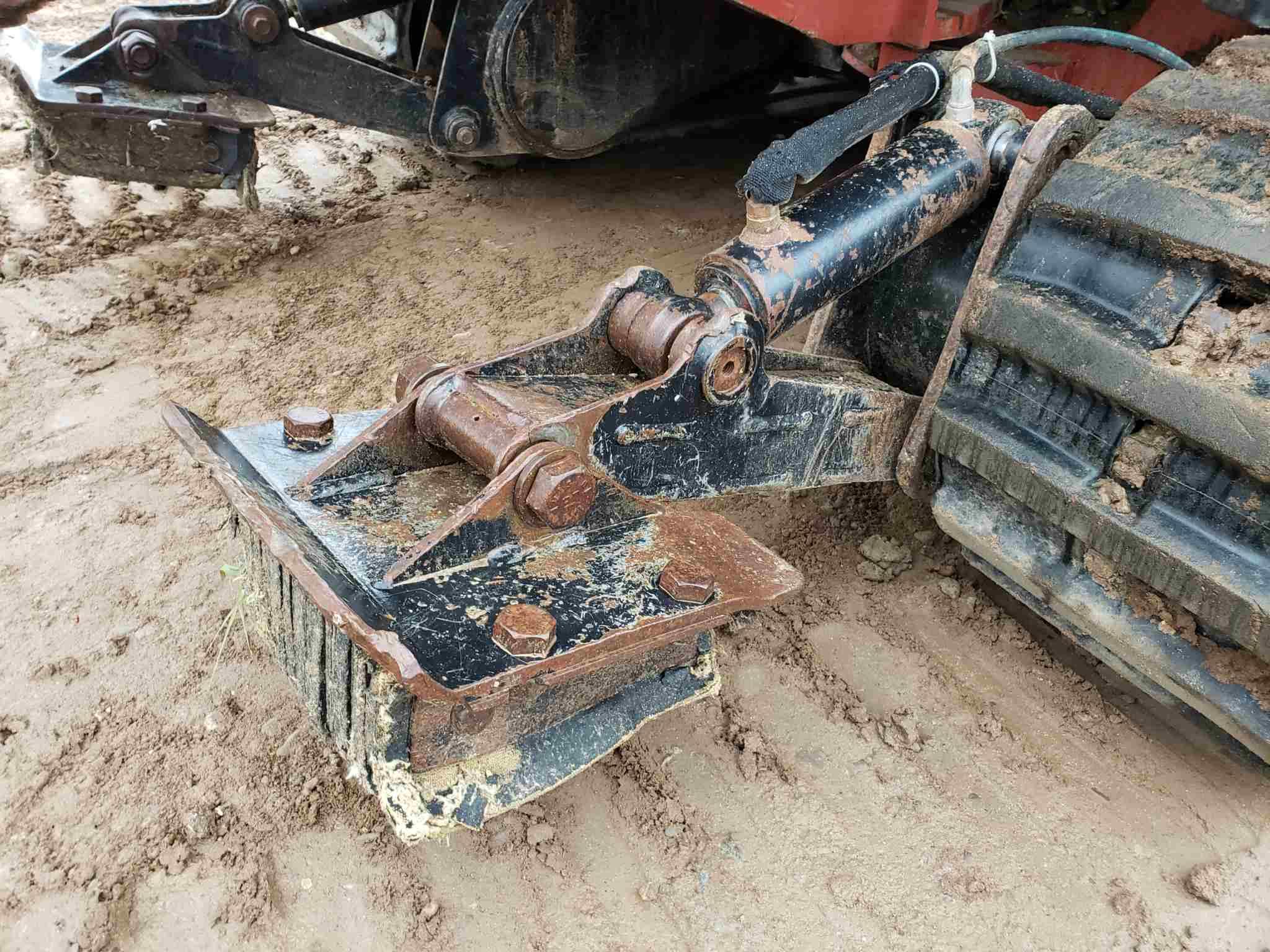 2012 Ditch Witch Xt1600 Excavator/ Tool Carrier