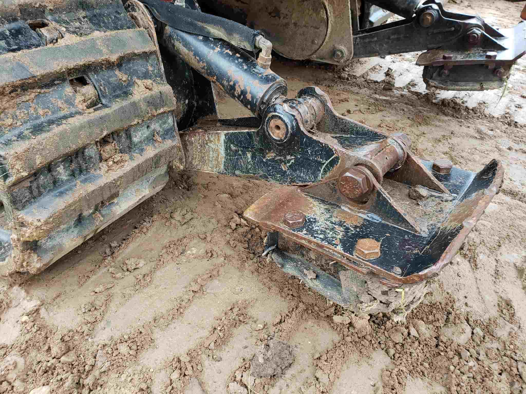 2012 Ditch Witch Xt1600 Excavator/ Tool Carrier