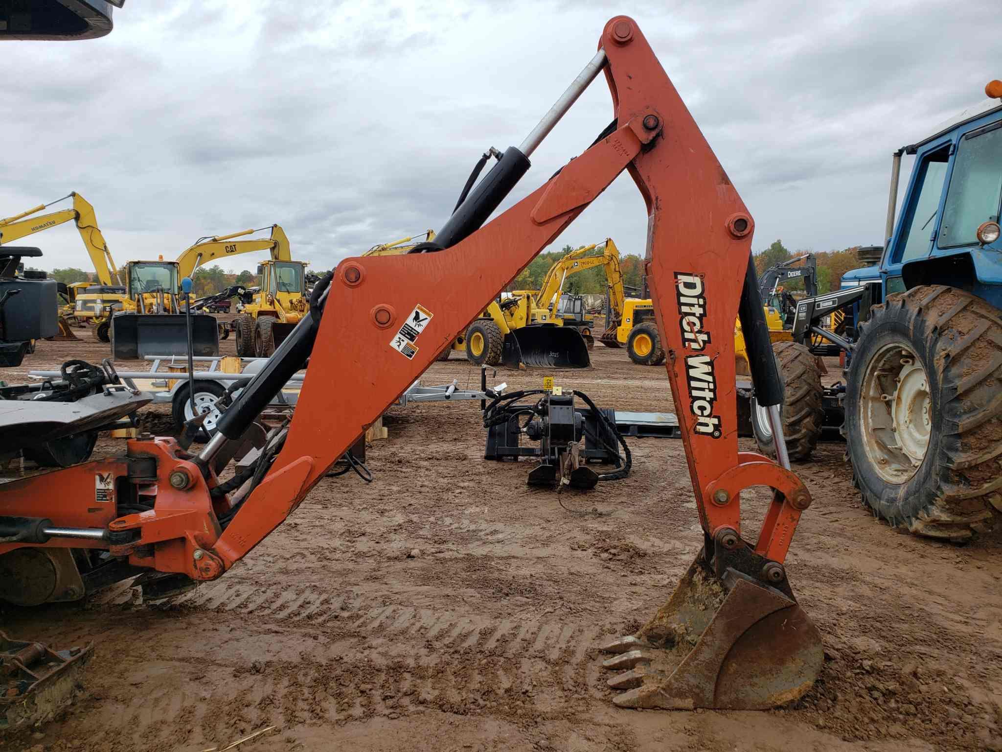 2012 Ditch Witch Xt1600 Excavator/ Tool Carrier