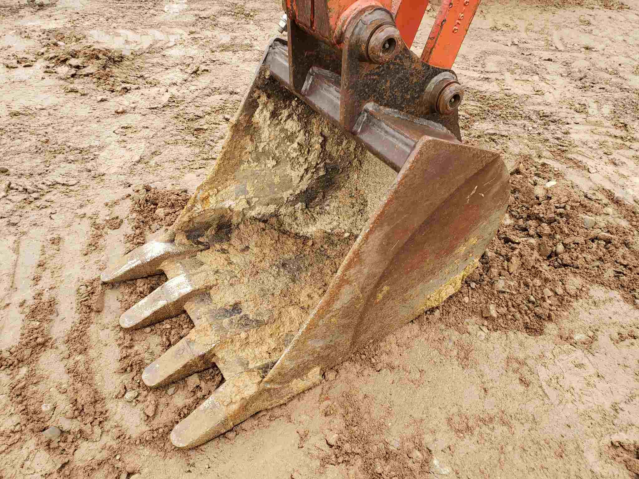 2012 Ditch Witch Xt1600 Excavator/ Tool Carrier