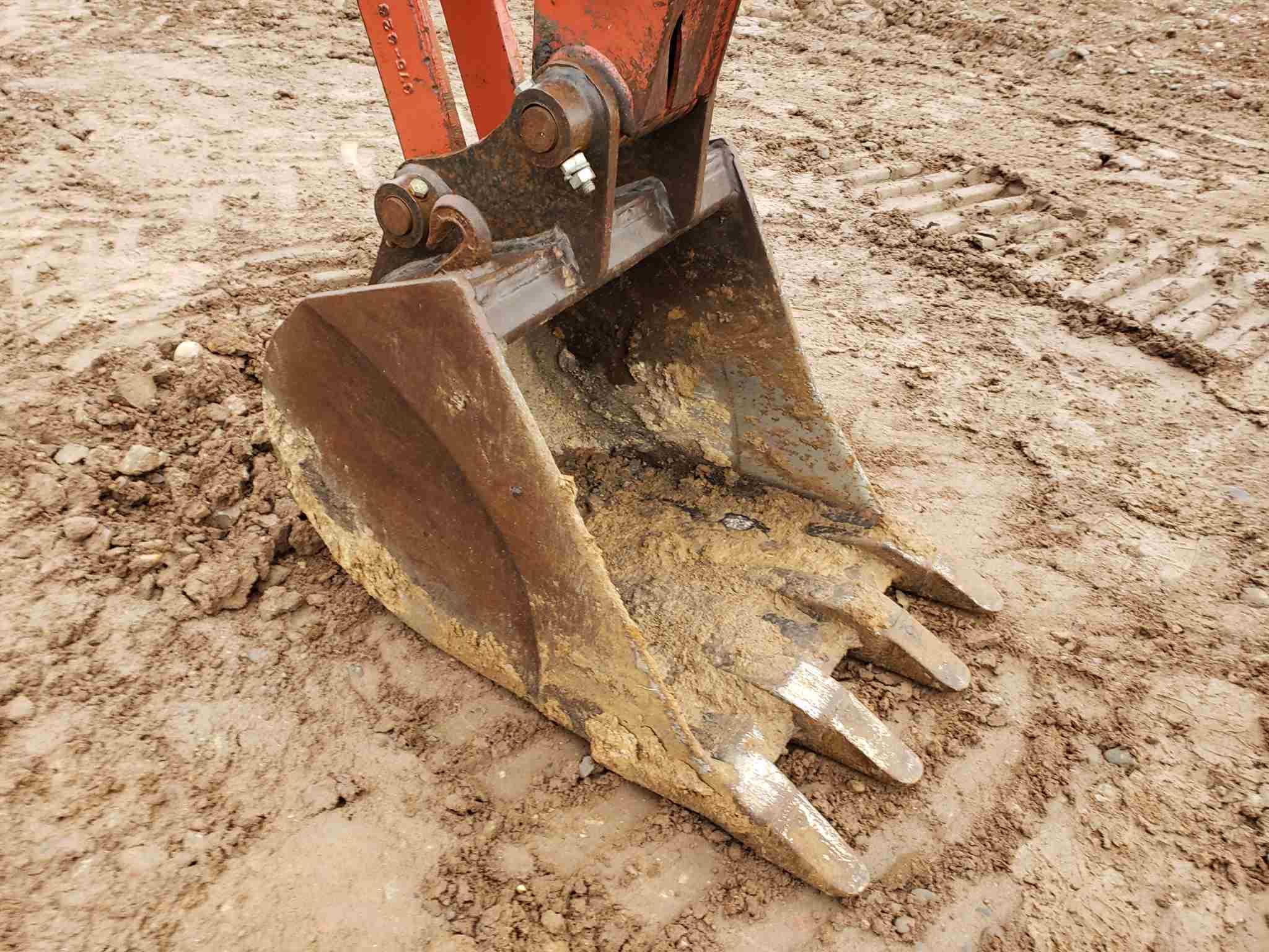 2012 Ditch Witch Xt1600 Excavator/ Tool Carrier