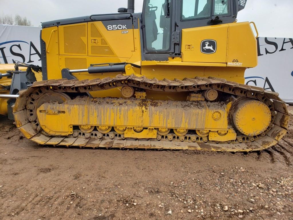 Deere 850k Dozer