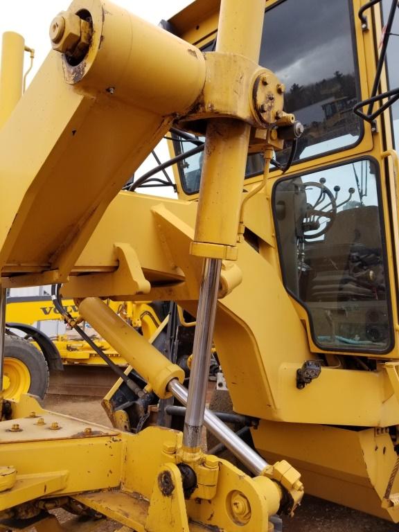 1993 Champion 720a Grader