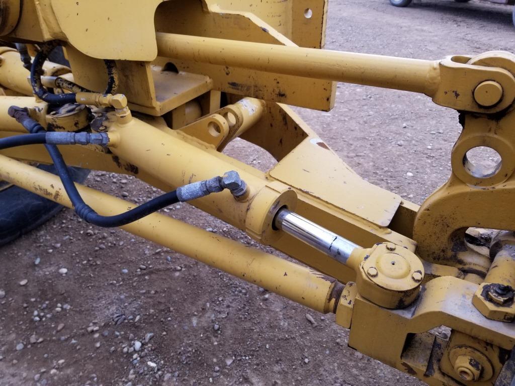1993 Champion 720a Grader