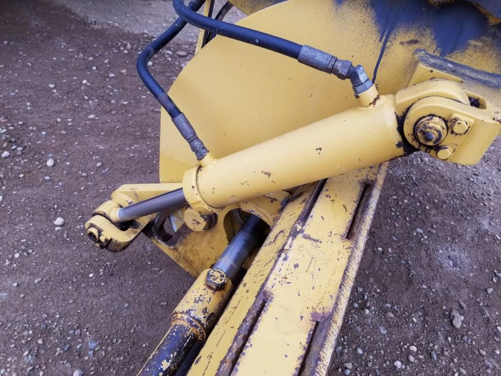1993 Champion 720a Grader