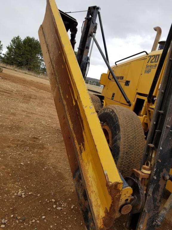 1993 Champion 720a Grader