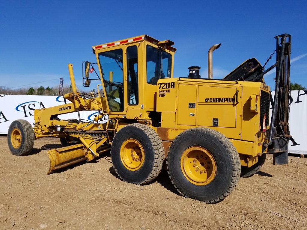 1993 Champion 720a Grader