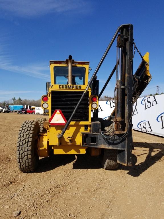 1993 Champion 720a Grader